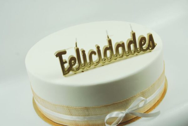 FELICIDADES